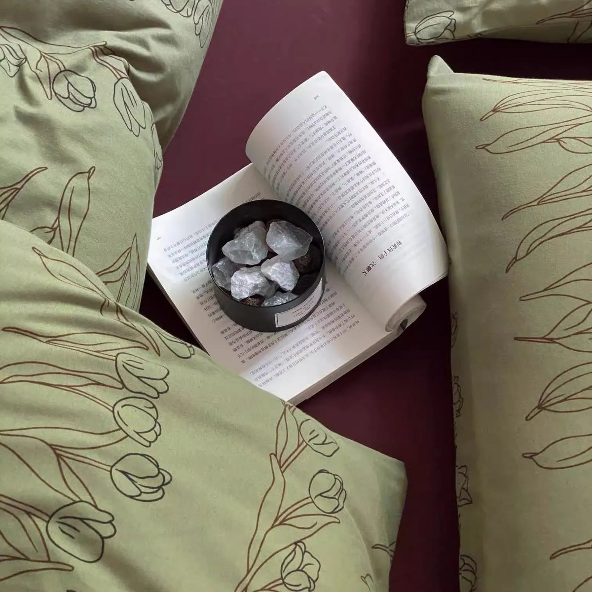Pure cotton printed bedding set with quilt cover, sheet, and pillowcases in 1.2m to 2.0m sizes