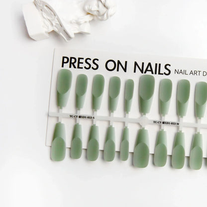40 ultra-thin nail stickers with retro Chinese designs in frosted and glossy finishes for French manicures