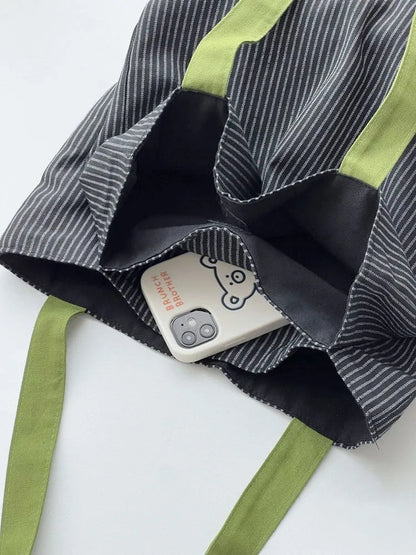 Canvas multi-layer tote shoulder bag in plaid design with 24cm shoulder strap