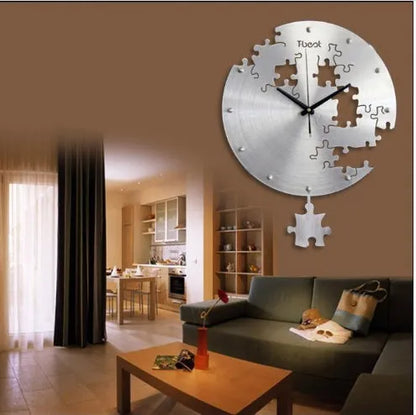 16 inch circular wall clock with aluminium alloy frame in black or silver colour