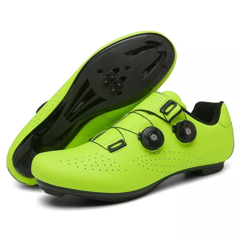 Road bike shoes with built-in lock for secure cycling