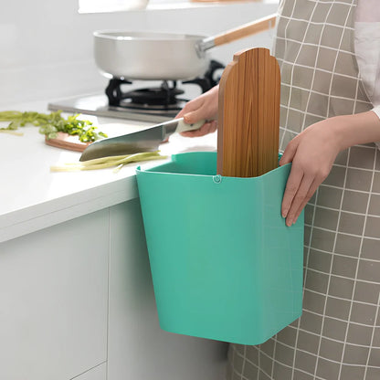 Green rectangular kitchen storage bucket with wooden cover showing 6-litre capacity dimensions