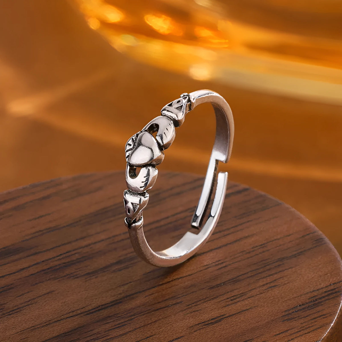 Women's copper open ring in heart shape with retro silver finish