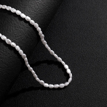 White U-shaped imitation pearl necklace for men with mother pearl pendant on adjustable 41-50cm chain