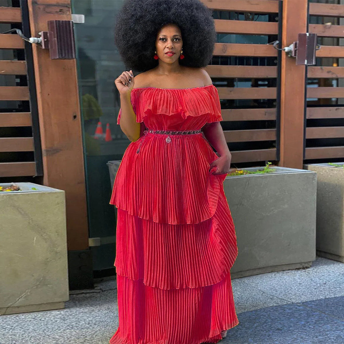 Off-shoulder backless sleeveless pleated maxi dress in yellow red green purple black wine red, sizes S to 4XL