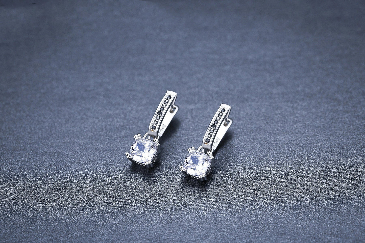 Copper-plated square zircon earrings with black inlay, modern geometric design