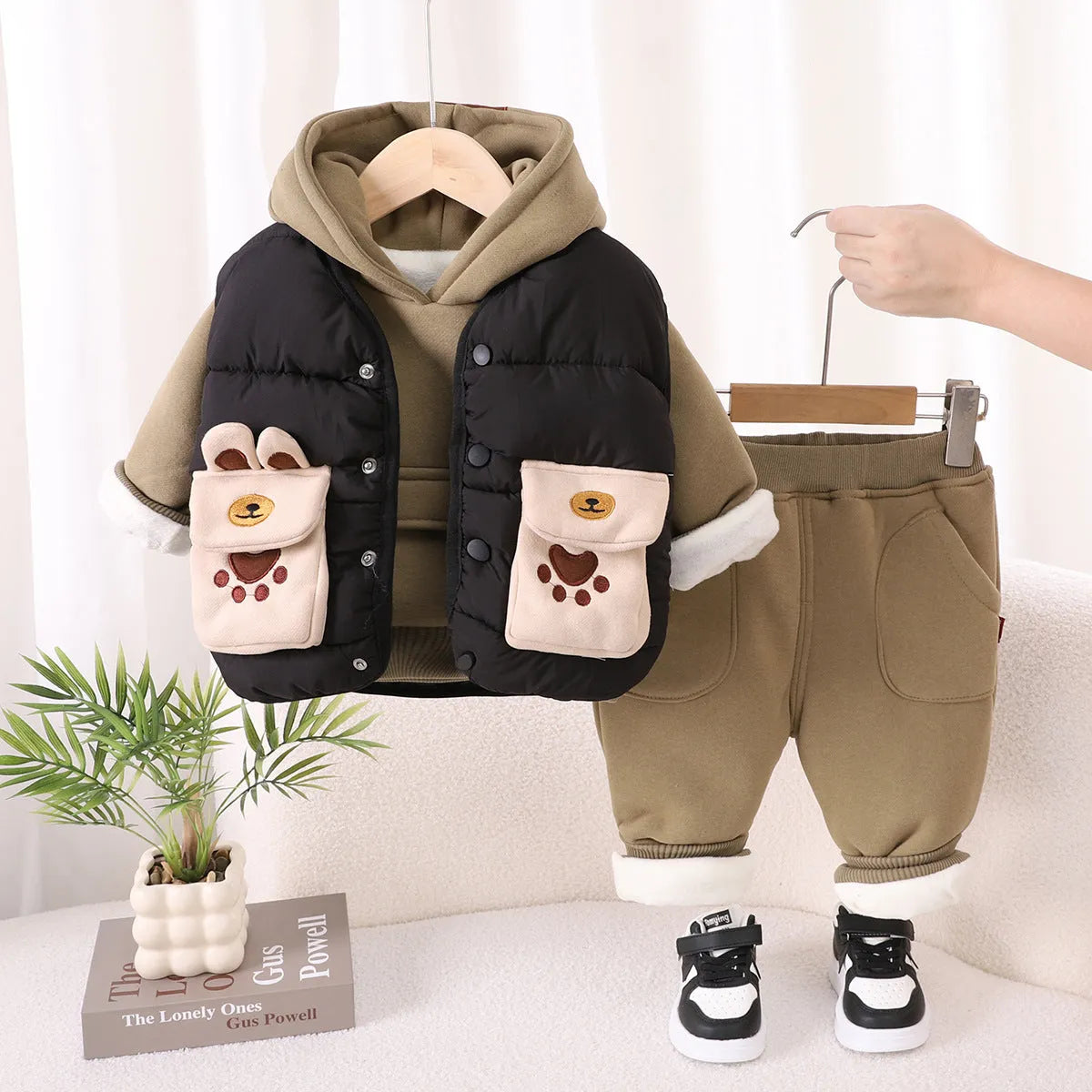 Boys' cotton three-piece suit with fleece lining, hooded top, trousers and vest in beige khaki or green black