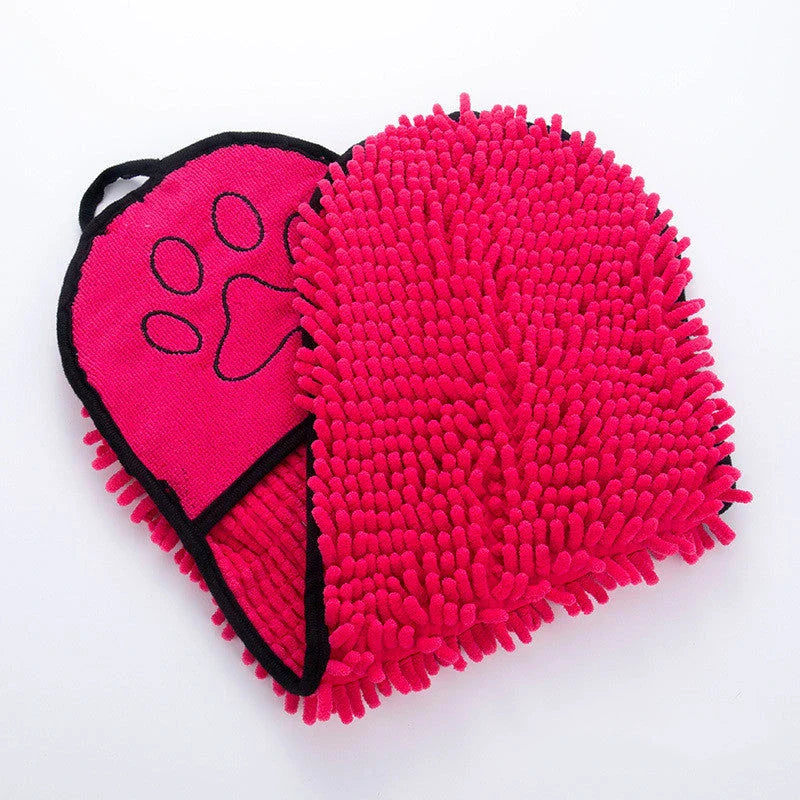 Premium pet towels made with super-absorbent chenille fibers for quick drying and convenient cleanup