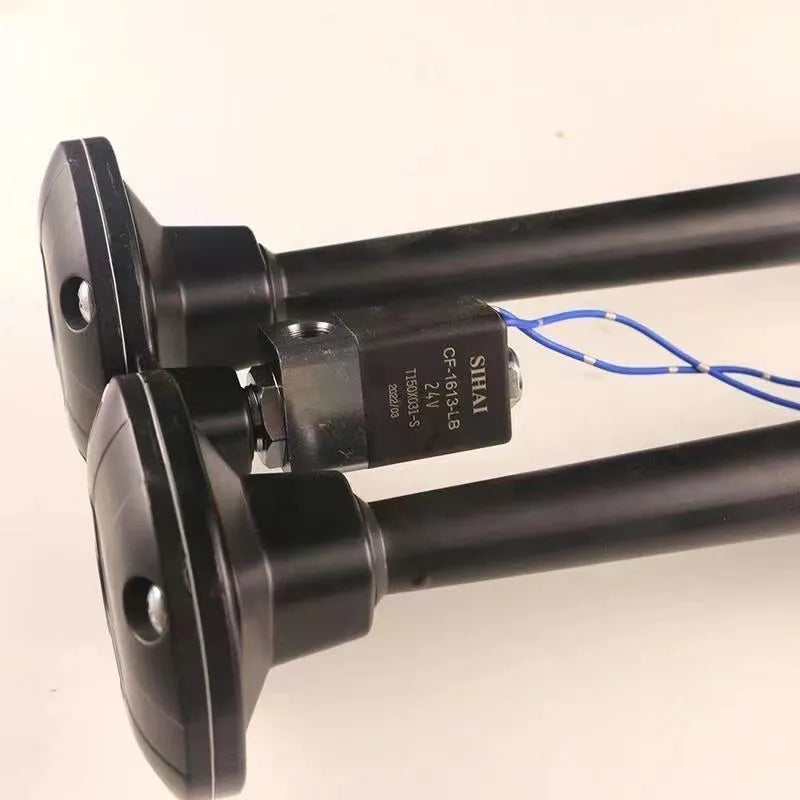 Black 12V and 24V 300DB dual trumpet air horn kit with compressor and speaker for universal vehicle mounting