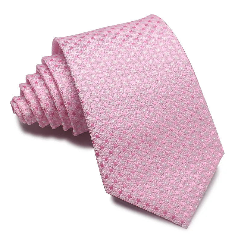Close-up of a red and black striped men's business tie with a textured Jacquard weave, showing the 8cm width and arrow point shape.