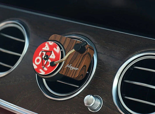 Classic Aroma-Diffusing Record Player Decoration - A unique and elegant home decor piece that diffuses soothing fragrances throughout your living space.