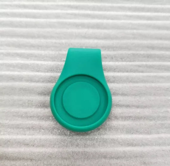 Silicone golf hat clip ball marker holder in vibrant colours