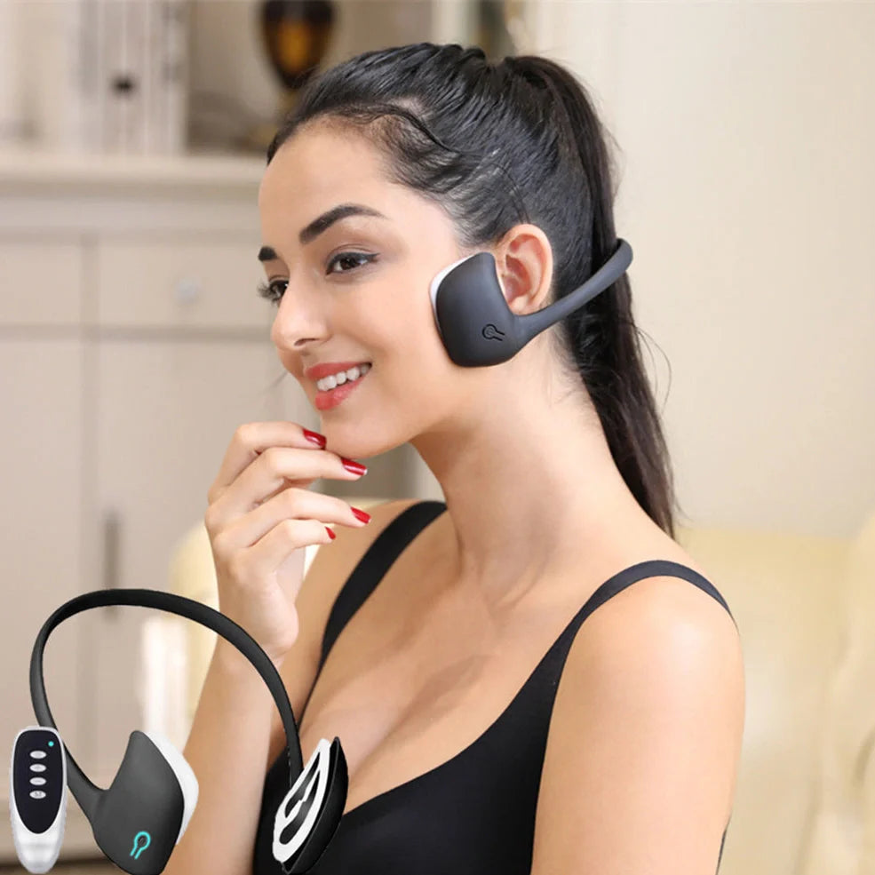 Micro current facial facelift device measuring 200x180x75mm with 0.2W power output for facial massage