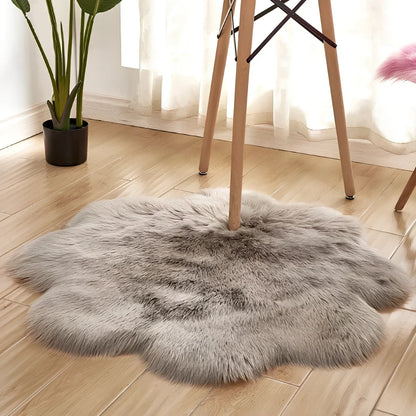 Artificial woolen carpet rug with floral sheepskin pattern in plush fabric, available in multiple sizes and colours
