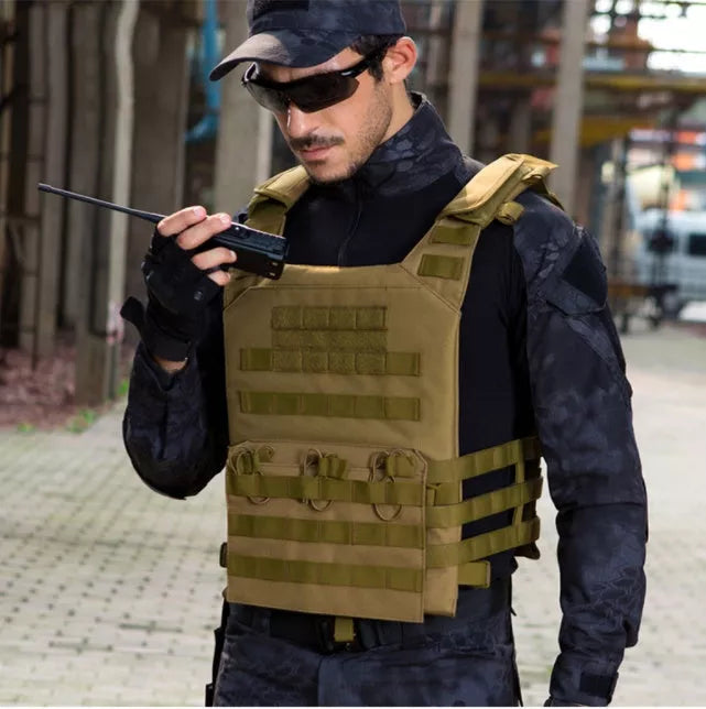 Men's Tactical Vest in oxford material with MOLLE design for gear attachment