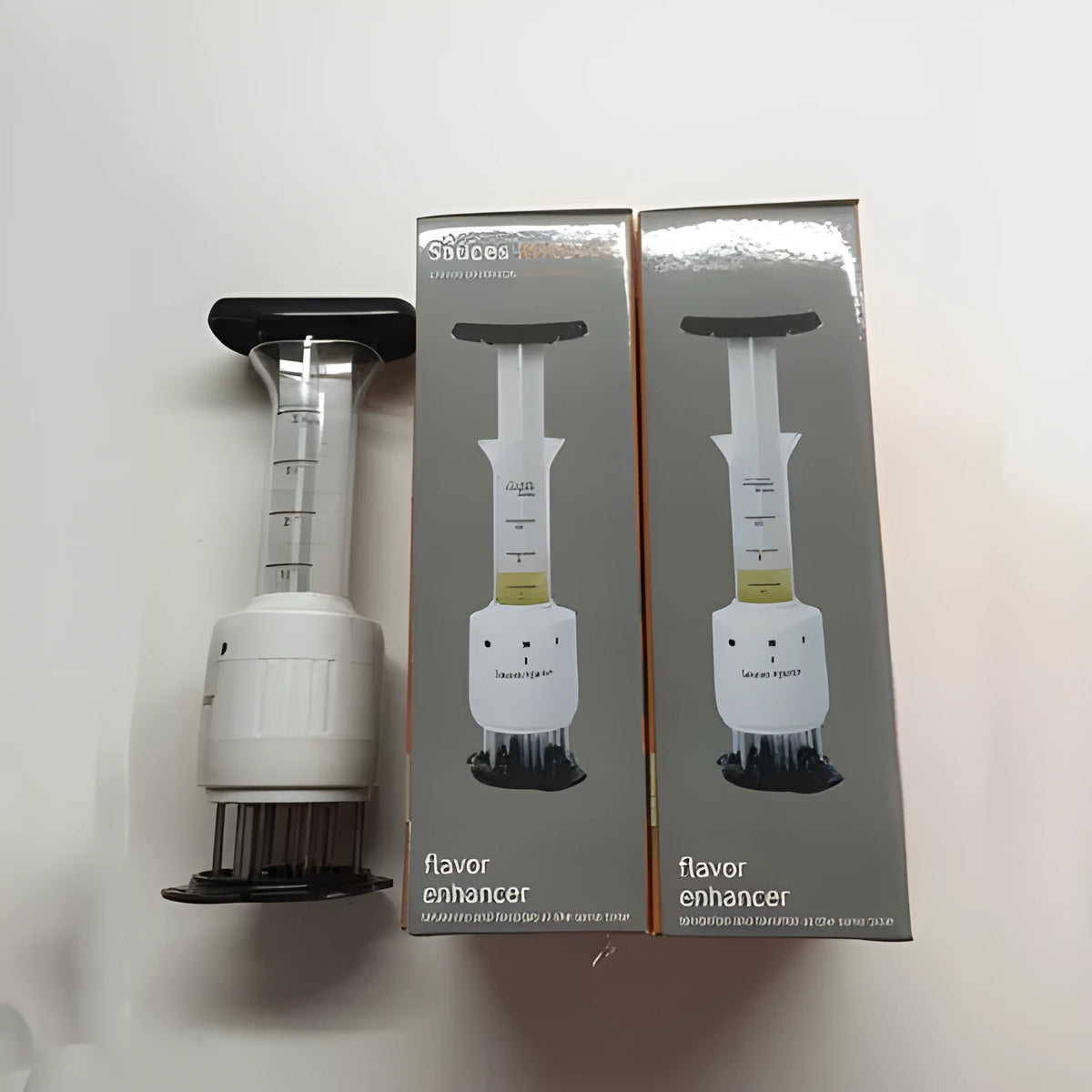 Stainless steel meat tenderizer and marinade injector with PP ABS shell, 22.5cm high and 6.7cm diameter