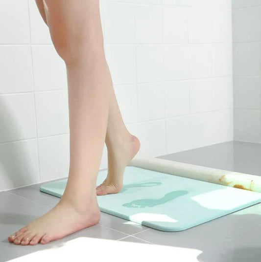 Absorbent diatomite foot pad in various colors and sizes, providing comfort and odor control for all-day freshness