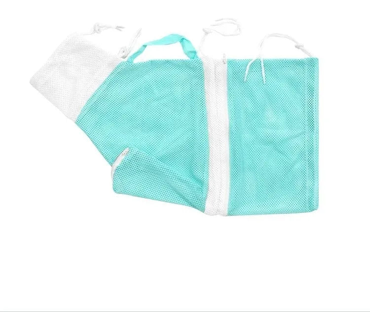 Upgraded fifth-generation cat grooming bag in grey and white, shown detachable and scratch-resistant.