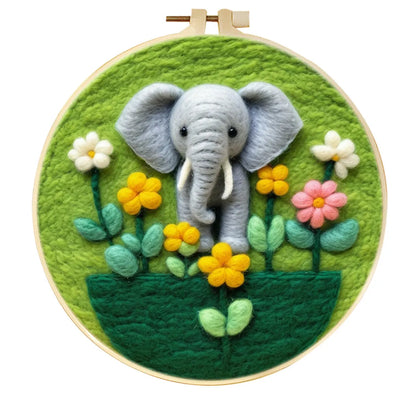 Round three-dimensional embroidery kit with linen fabric, wool felt pieces, and embroidery frame for 20x20 cm blanket painting