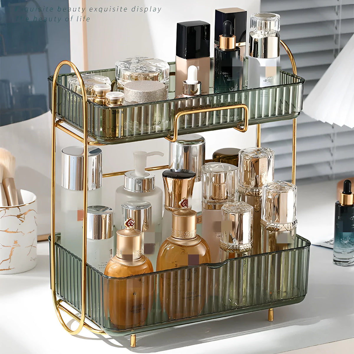 Iron and PET plastic wall-mounted cosmetic shelf in a choice of transparent, amber, or light green, dimensions 30.5x20x35.5cm.