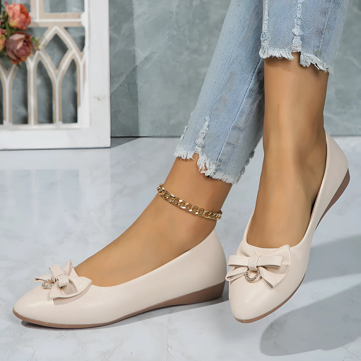 Plus size women's flat casual shoes with bowknot detail and shallow mouth design in beige
