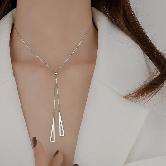 Adjustable sterling silver geometric triangle clavicle necklace for women with a modern design