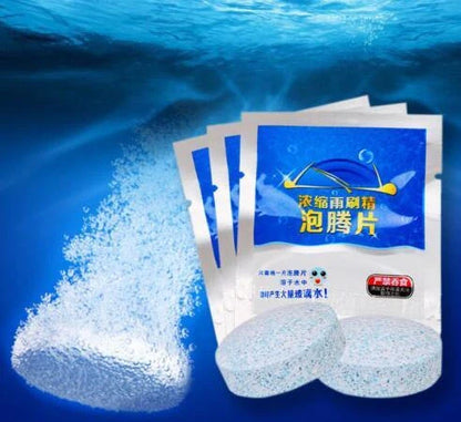 Effervescent spray cleaner bottle for automotive and glass cleaning with insect-proof formula