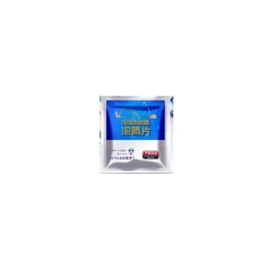 Effervescent spray cleaner bottle for automotive and glass cleaning with insect-proof formula