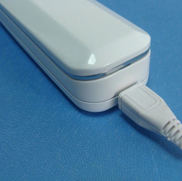 Compact UV Disinfection Stick with automatic safety switch for home and travel use