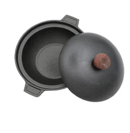 Silver cast iron cooking pot with glass lid and rattan basket in 20cm diameter size