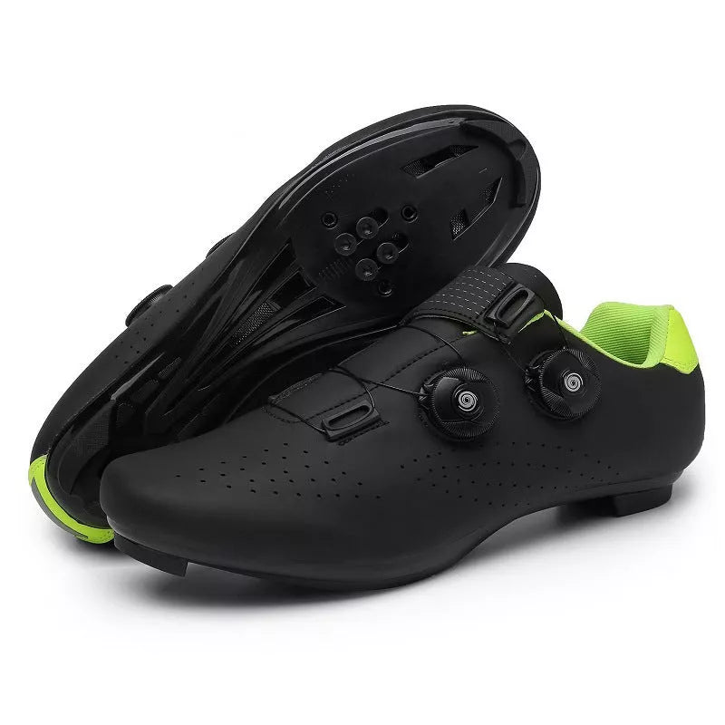 Road bike shoes with built-in lock for secure cycling