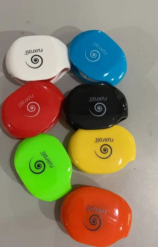 Automatic earphone cable winder in various colours, designed to keep earphone cords tidy and organised