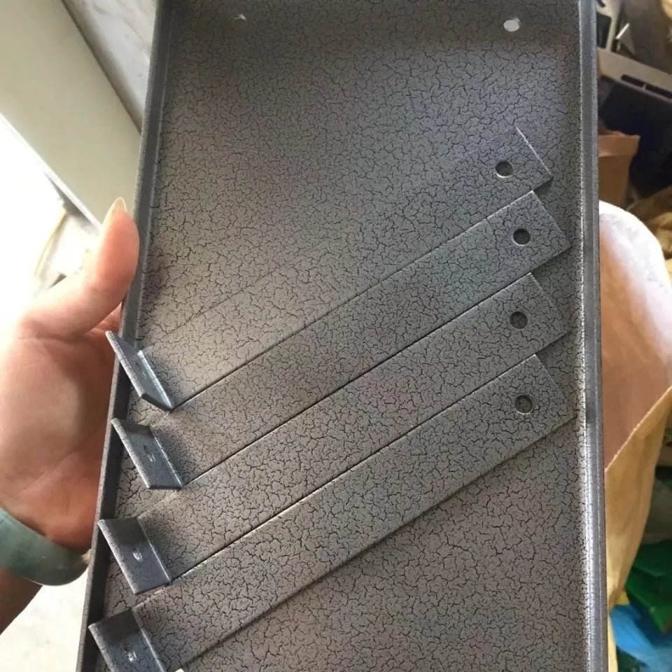 Black iron flip chip bracket for electric planer showing 285mm length