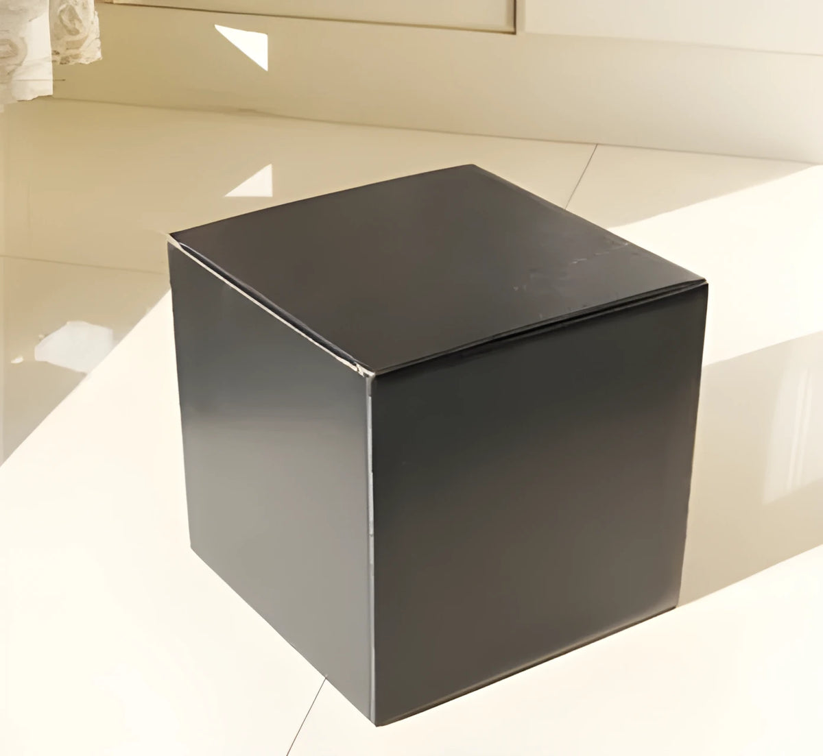 Square packaging box carton with 3mm thickness in multiple sizes and colours