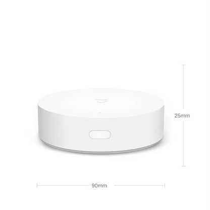 White Xiaomijia smart home gateway with UK plug for wireless remote control
