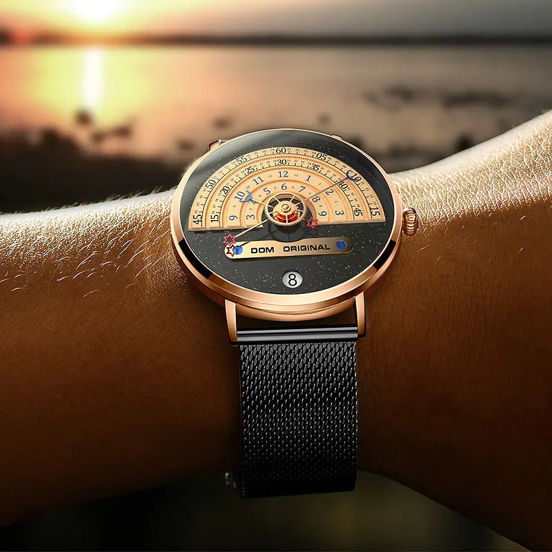 Men's silver and gold sports quartz watch with 40mm dial and stainless steel strap