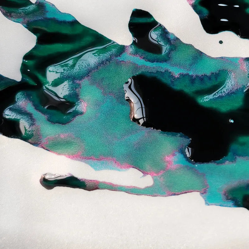 Bottle of MEMORY-0420 sheen gradient fountain pen ink in gold powder colour.