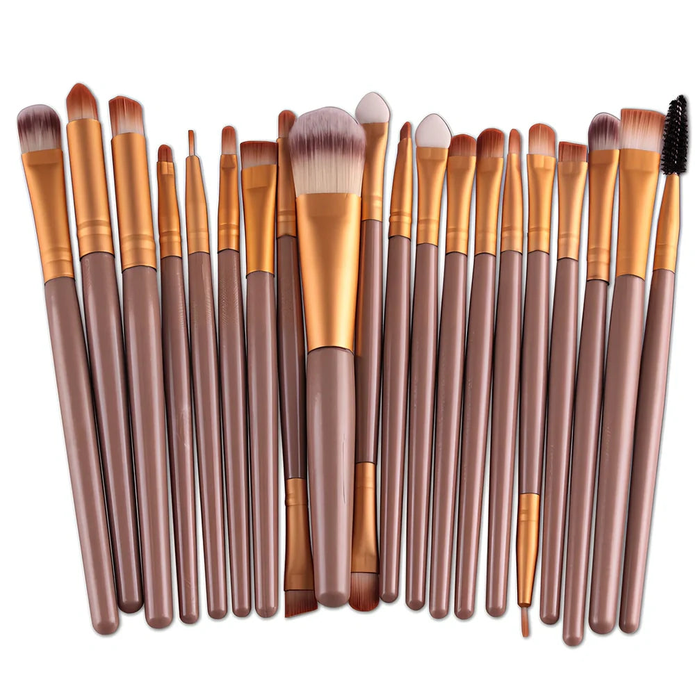 Cosmetic brush kit with 3cm nylon bristles and 14cm plastic handles in multiple colour options