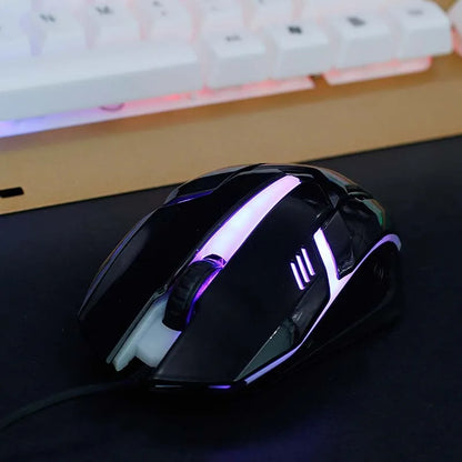 Wired photoelectric USB mouse in black or white, 800dpi, 3 buttons, 125 x 75 x 40 mm, ergonomic design