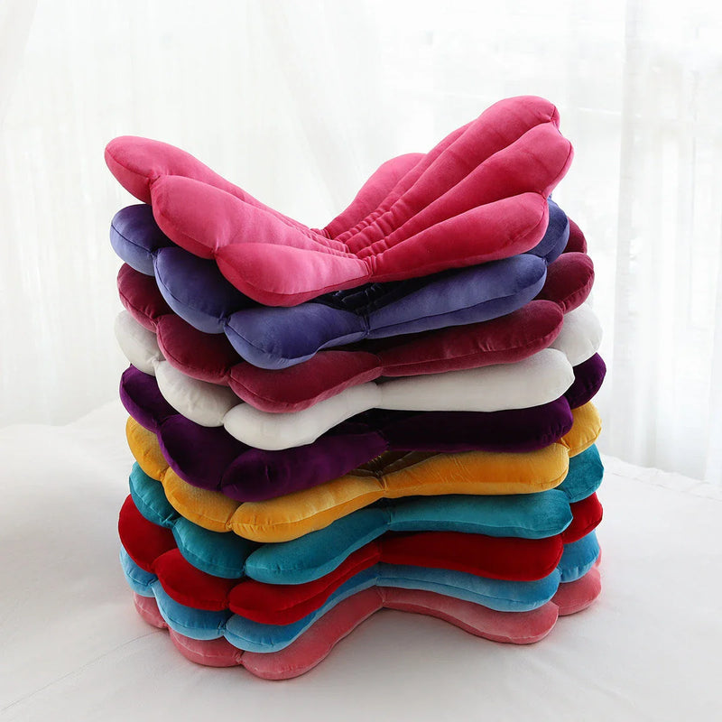 Homeenjoy UK Sumptuous Velvet Shell Chair Cushion - Unique Rose Seat Pillow for Upscale Eateries