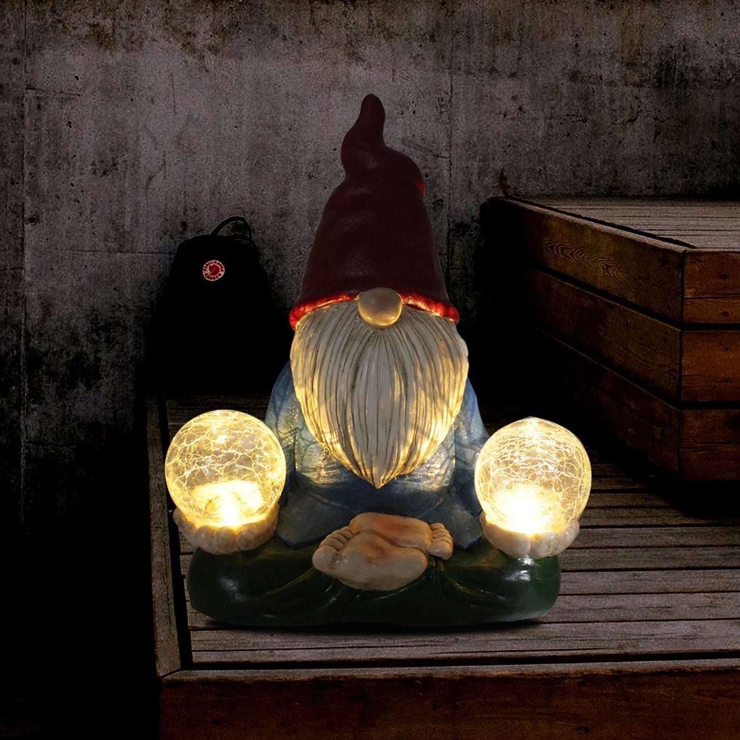 Solar LED resin dwarf doll outdoor statue for garden decoration