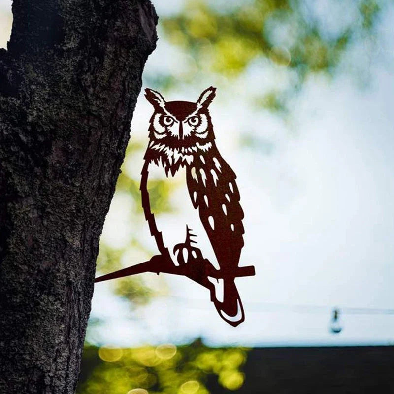 Detailed metal hummingbird ornament in various styles for garden and outdoor decor