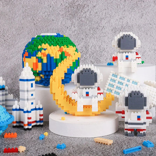 DIY Mini Astronaut Building Blocks set for children's creative play