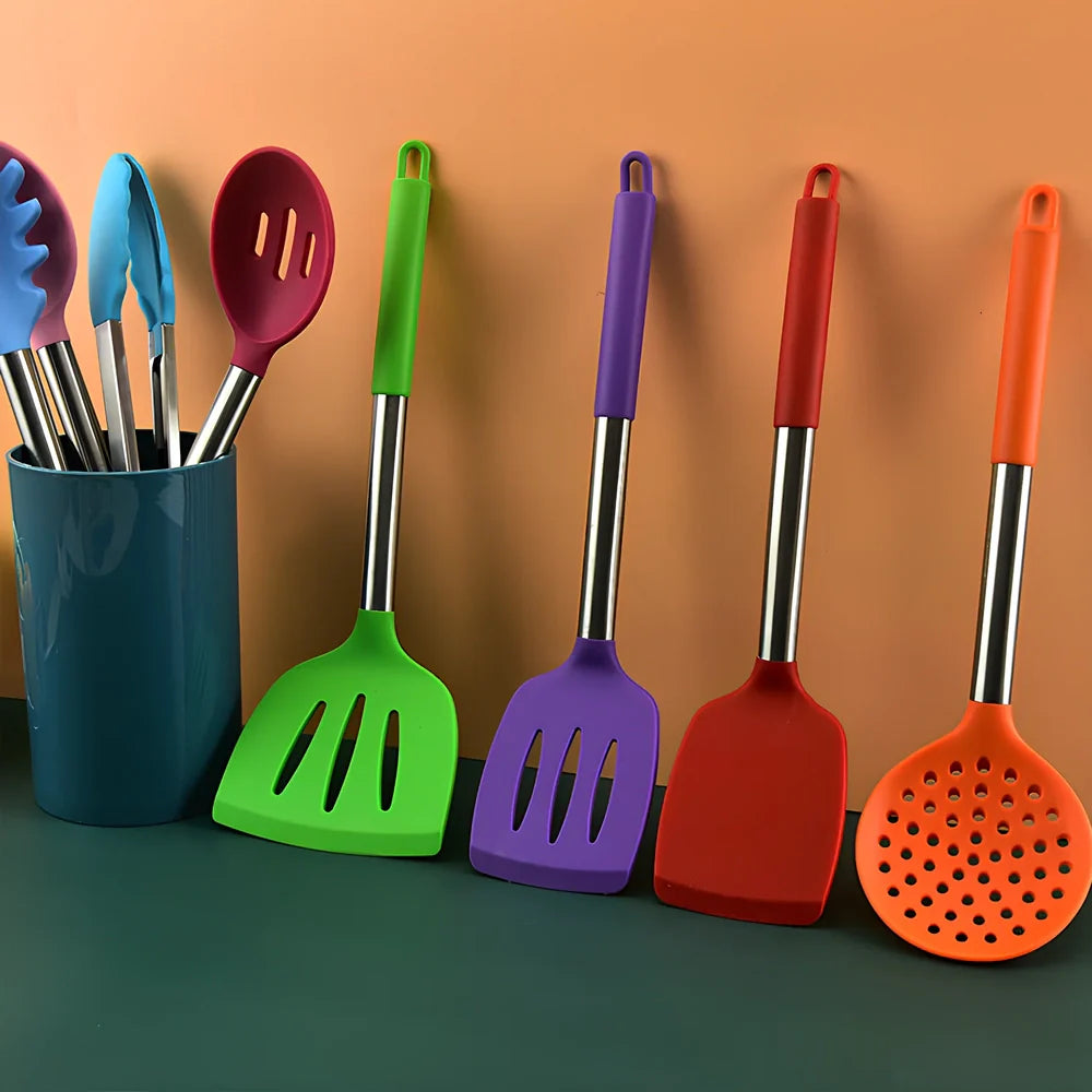 14-piece silicone kitchenware set featuring shovels and spoons with stainless steel handles, heat-resistant up to 220°C for cooking