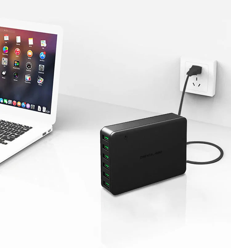 Black and white 60W desktop USB fast charger with indicator light for mobile phones