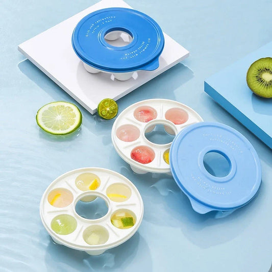 Donut-shaped ice cube mould for DIY chocolate fondant and jelly making