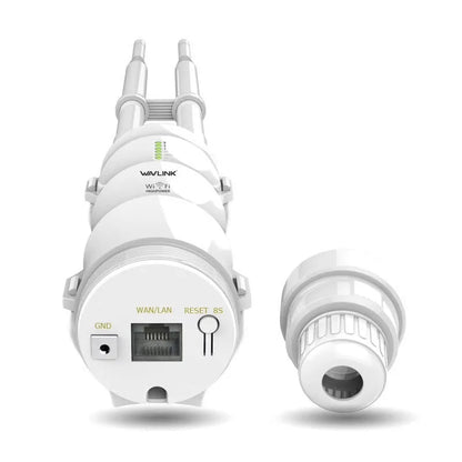 White outdoor wireless access point with detachable mount for 600m Wi-Fi coverage