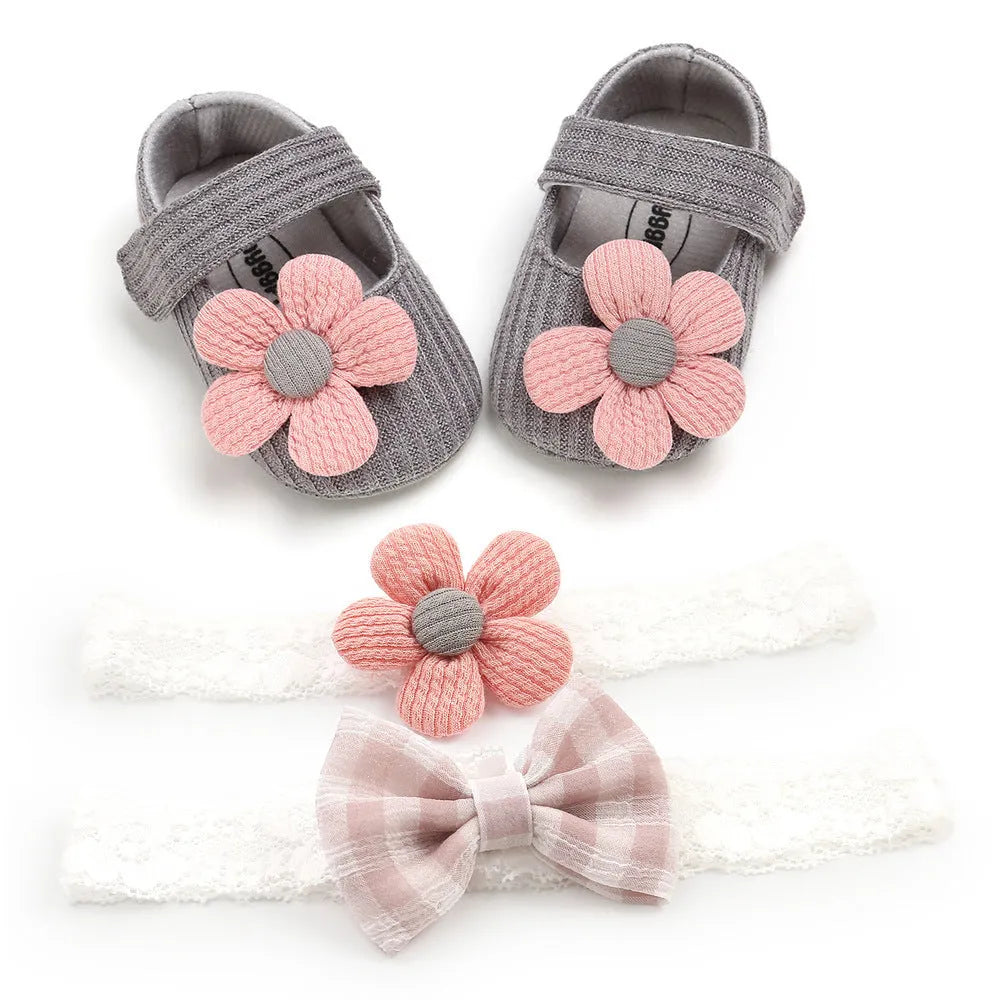 Soft-soled toddler shoes for girls in cotton, 11-13cm, with hook-and-loop strap and matching headband set.