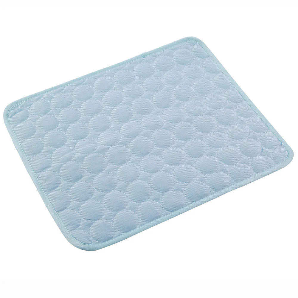 Premium cooling pet pad made with heat-resistant fibers for instant relief from summer heat for dogs and cats
