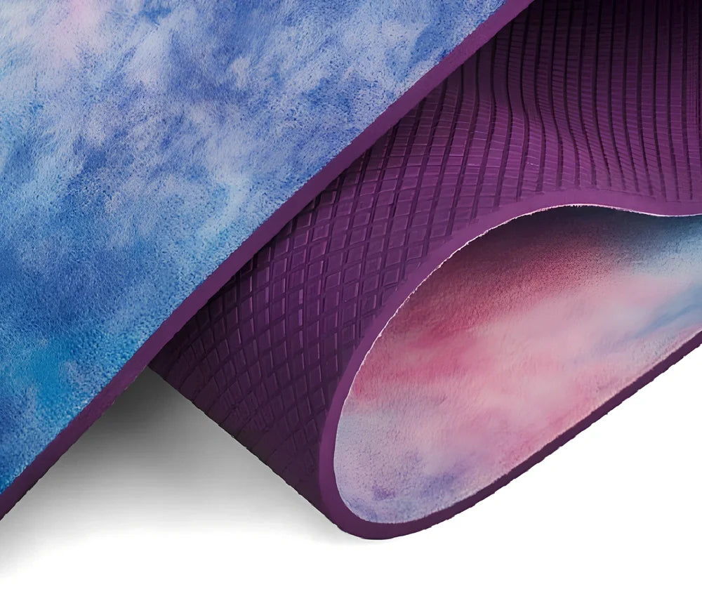 TPE yoga mat with tie-dyed pattern in purple or pink, 5mm thick with sublimation transfer design